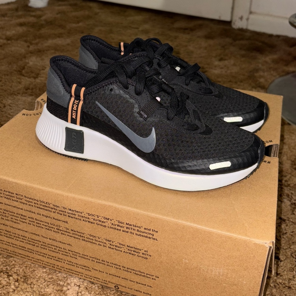Nike Black and Gray Athletic Shoes